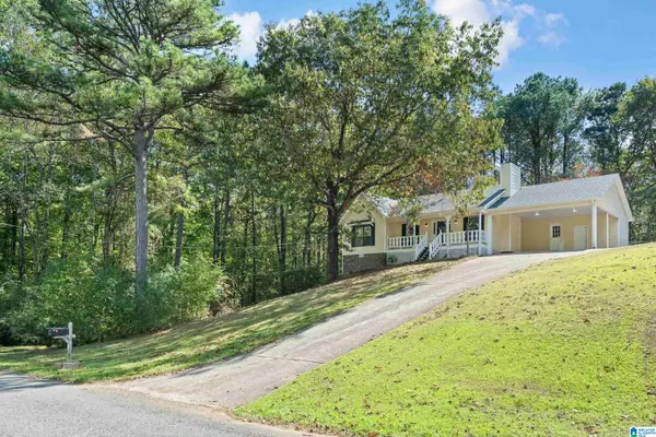 3273 FIELDALE DRIVE, Hueytown, AL 35023