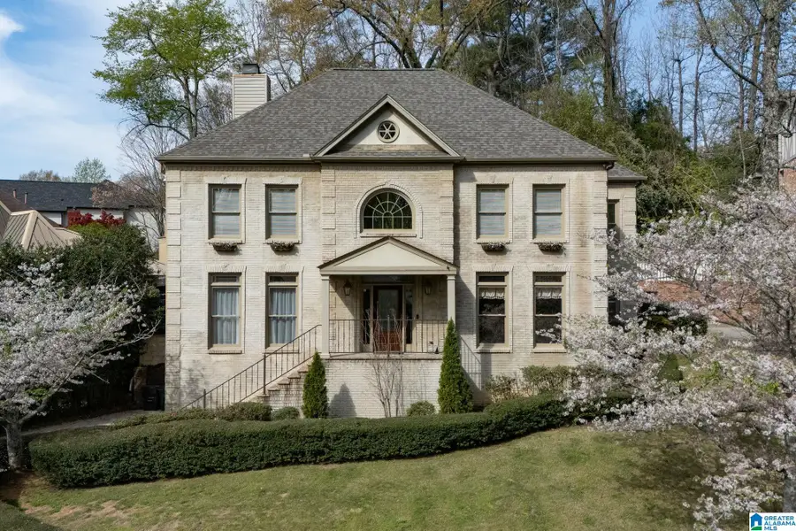 2228 STERLINGWOOD DRIVE, Mountain Brook, AL 35243 - #2