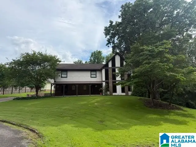 1405 WOODWARD CIRCLE, Gardendale, AL 35071 - #2