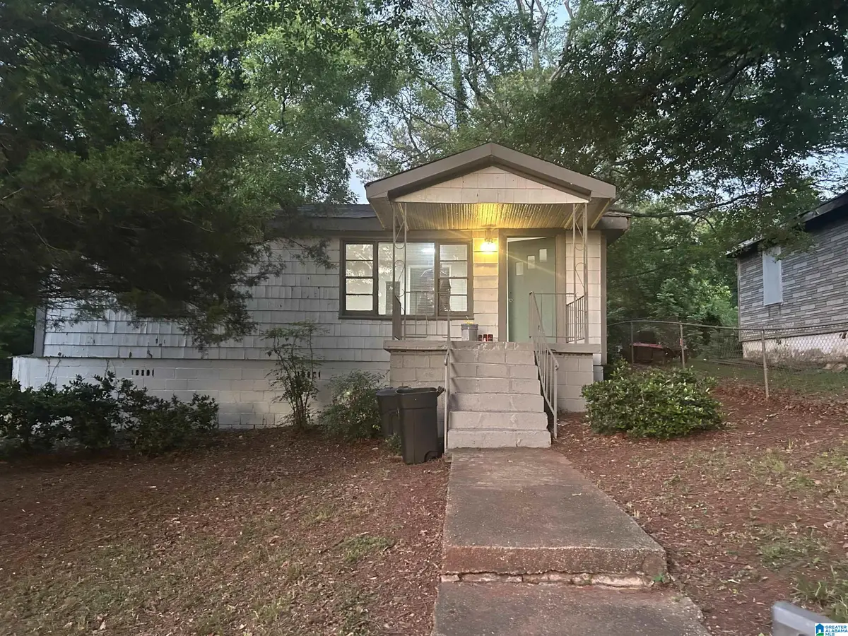 1713 COURTNEY AVENUE, Bessemer, AL 35020 - #1