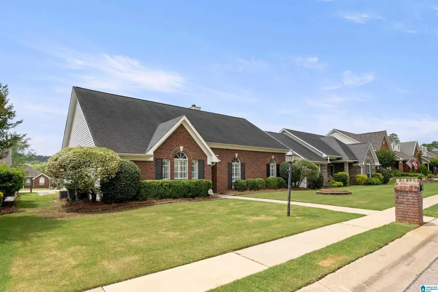 143 STRATFORD CIRCLE, Pelham, AL 35124 - #2