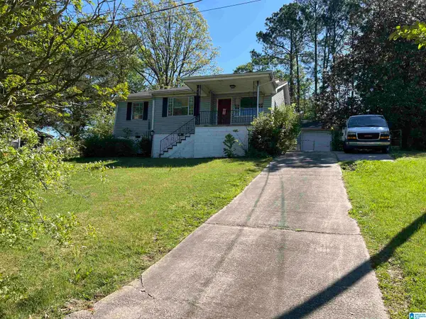 1657 4TH PLACE NW, Center point, AL 35215
