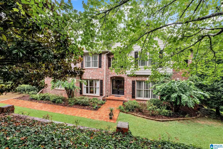 394 GREYSTONE GLEN CIRCLE, Hoover, AL 35242 - #2