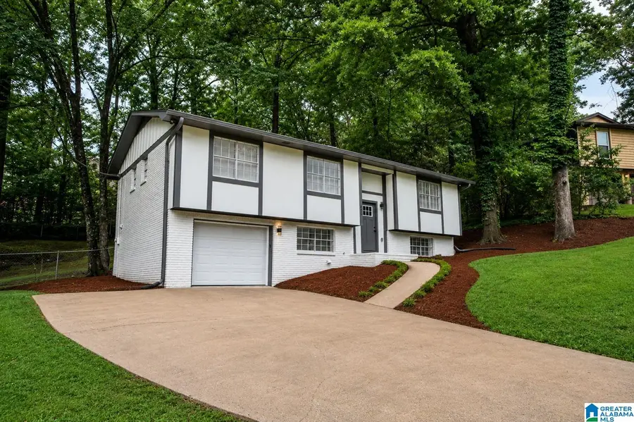 825 SEVEN SPRINGS DRIVE, Birmingham, AL 35215 - #2
