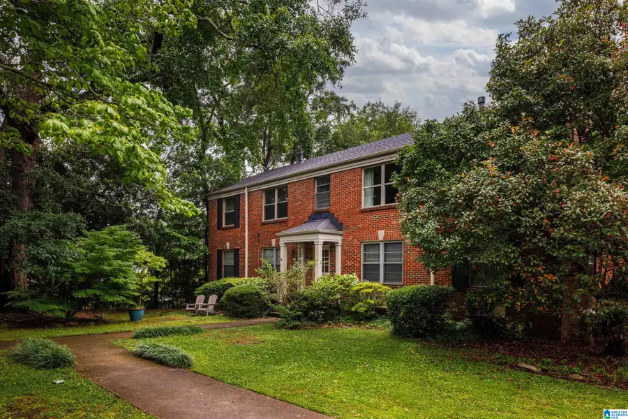 2509 MOUNTAIN BROOK CIRCLE, Mountain Brook, AL 35223 - #3