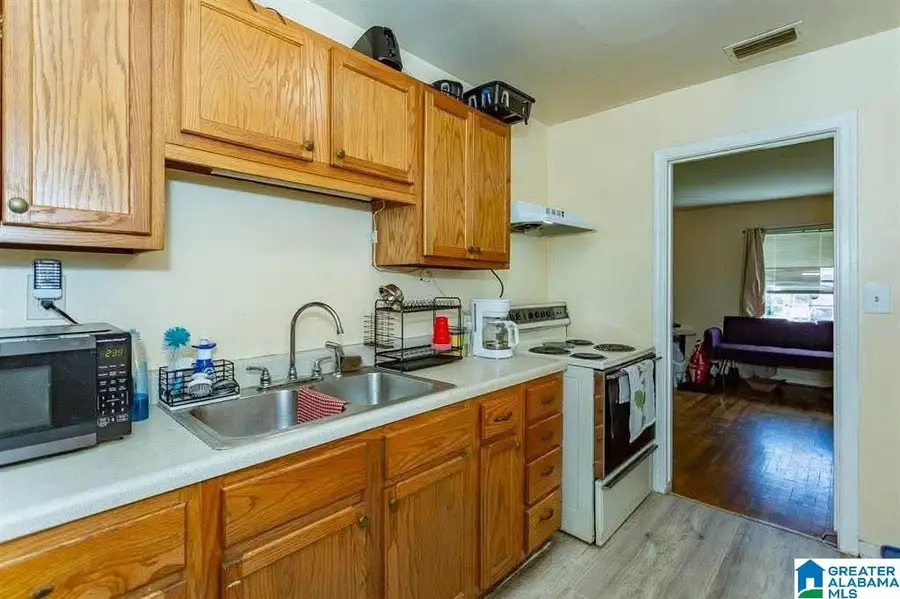 901 47TH STREET N, Birmingham, AL 35212 - #3