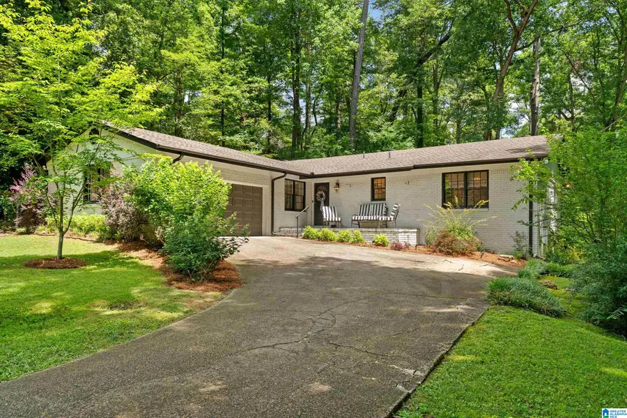 3641 LESLIE ANN ROAD, Vestavia Hills, AL 35243 - #2