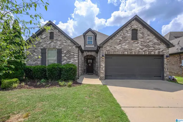 1045 PINE VALLEY DRIVE, Calera, AL 35040
