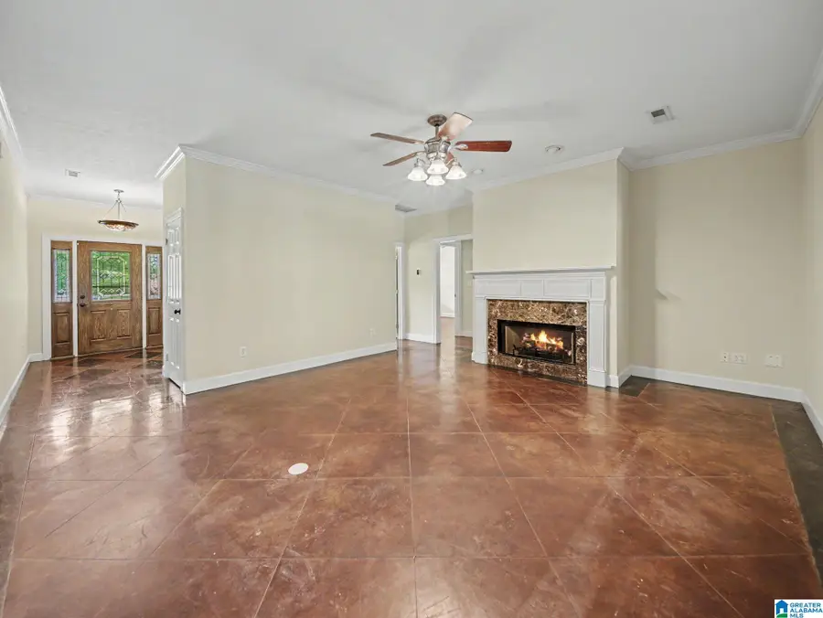 195 LAKE VIEW CIRCLE, Riverside, AL 35135 - #2