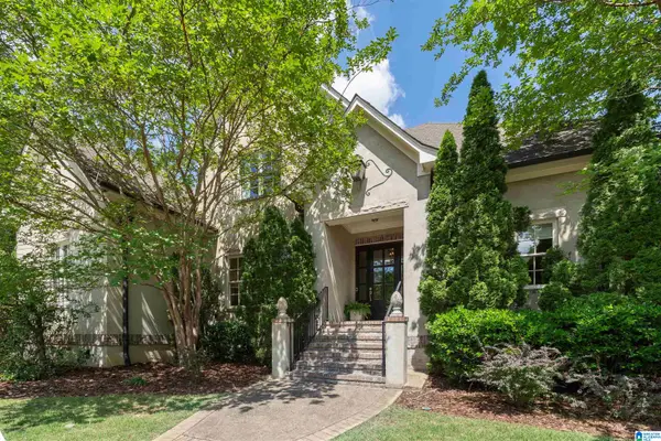 3759 VILLAGE LANE, Mountain brook, AL 35223