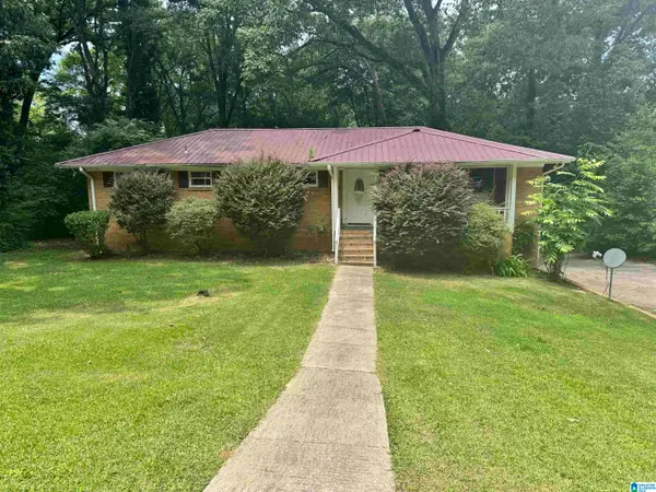 2416 NW 4TH STREET, Center point, AL 35215