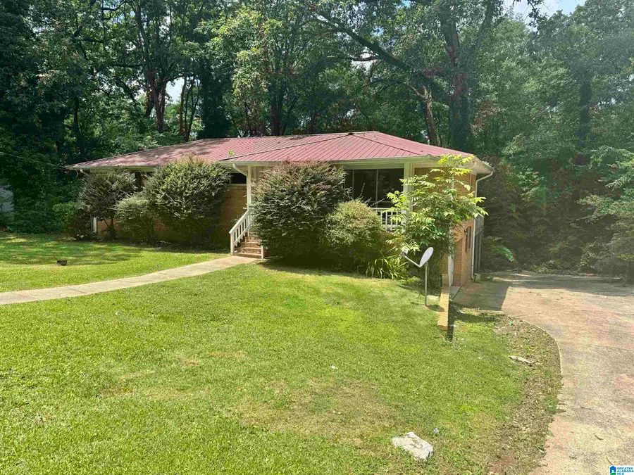 2416 NW 4TH STREET, Center Point, AL 35215 - #3