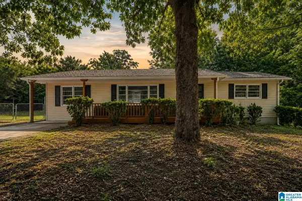 2245 1ST PLACE NW, Center point, AL 35215