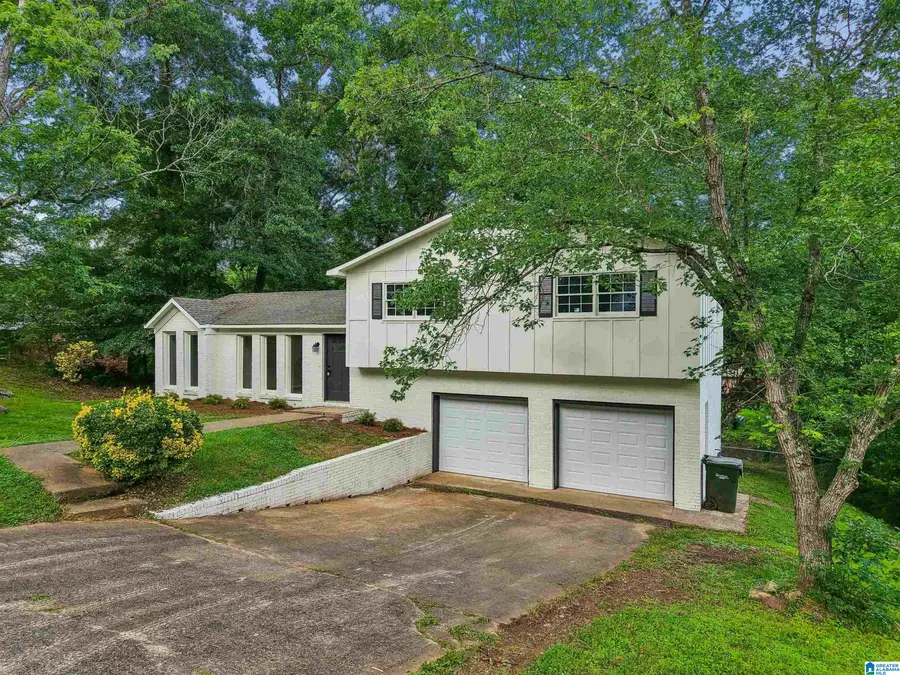 1653 5TH PLACE NW, Center Point, AL 35215 - #2