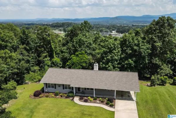 314 MONTCLAIR CIRCLE, Oxford, AL 36203