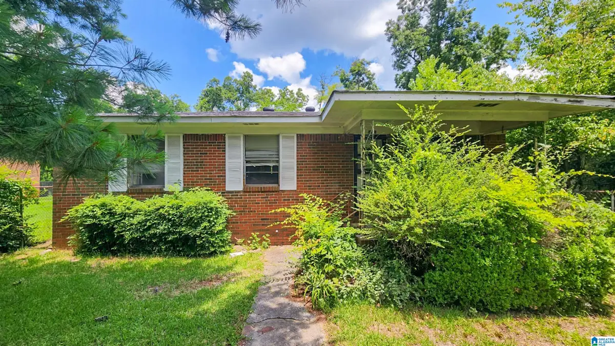 522 64TH STREET, Fairfield, AL 35064 - #1