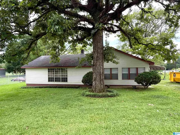 205 3RD STREET, Tarrant, AL 35217