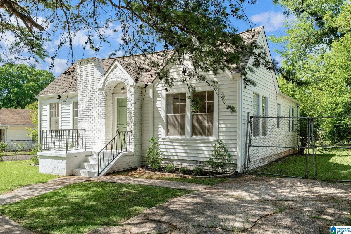 1130 16TH STREET SW, Birmingham, AL 35211 - #1