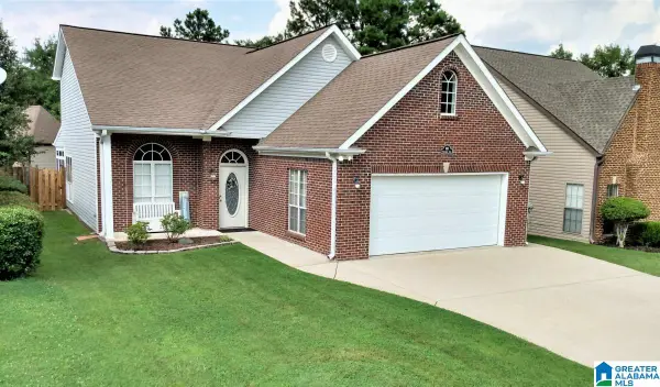 610 CROSSCREEK COVE, Pelham, AL 35124