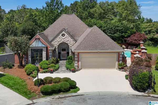 345 WILLOW CREST LANE, Hoover, AL 35244