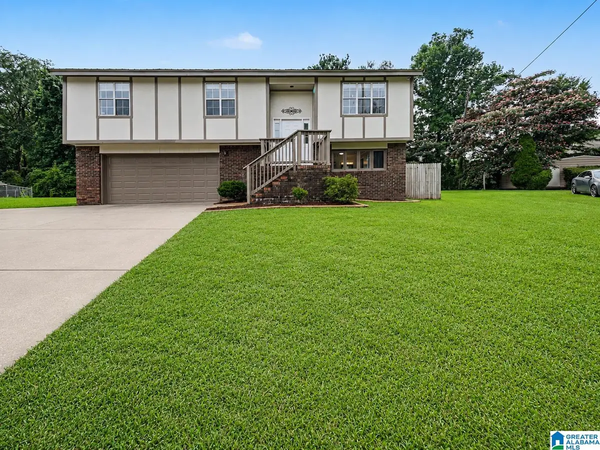 2116 SUN CIRCLE, Fultondale, AL 35068 - #1