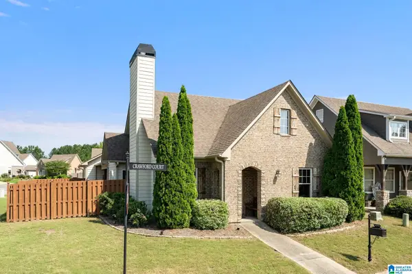 1044 CRAWFORD COURT, Chelsea, AL 35043