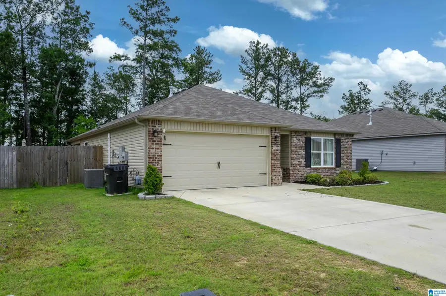 286 AMBER AVENUE, Calera, AL 35040 - #3