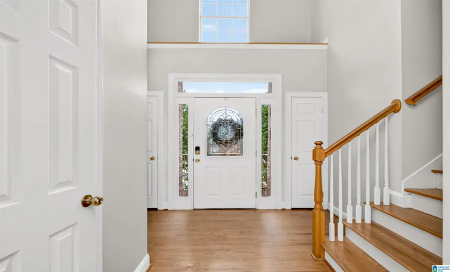 312 HONEYSUCKLE LANE, Chelsea, AL 35043 - #3
