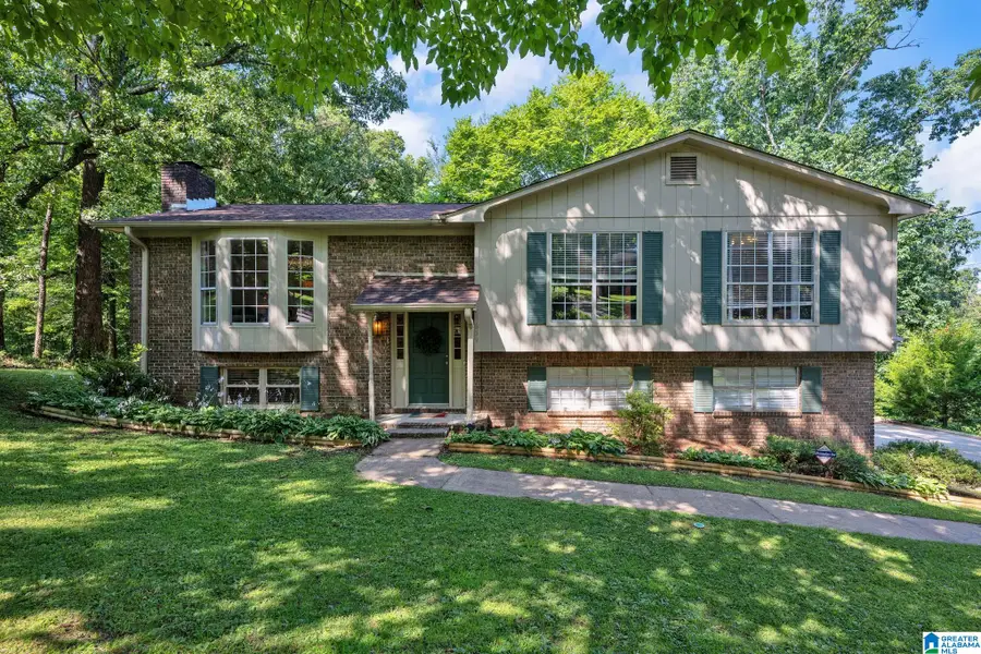 659 RIDGE TOP CIRCLE, Birmingham, AL 35206 - #2