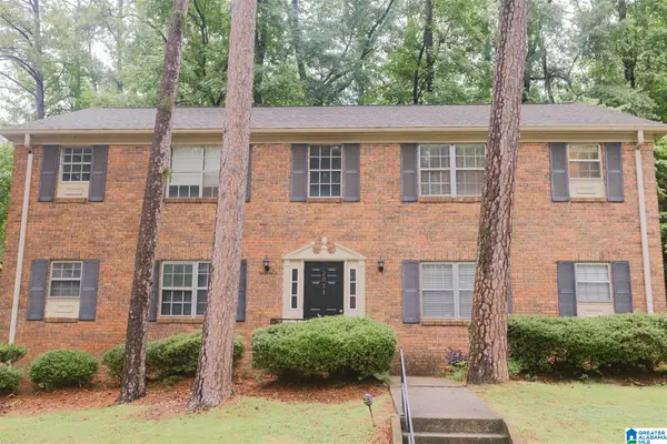2053 MONTREAT CIRCLE, Vestavia hills, AL 35216