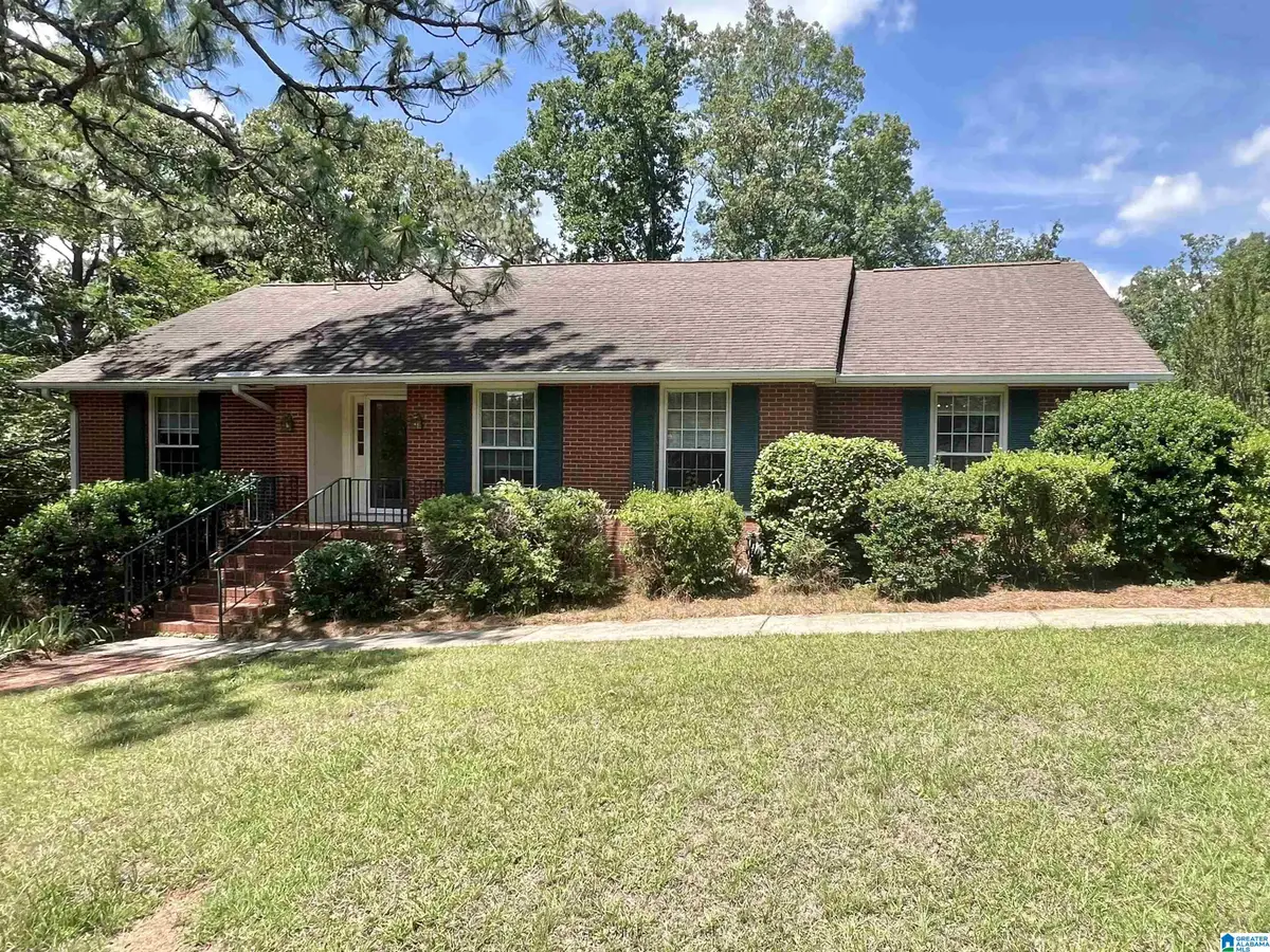 8 ROBINWOOD LANE, Anniston, AL 36207 - #1
