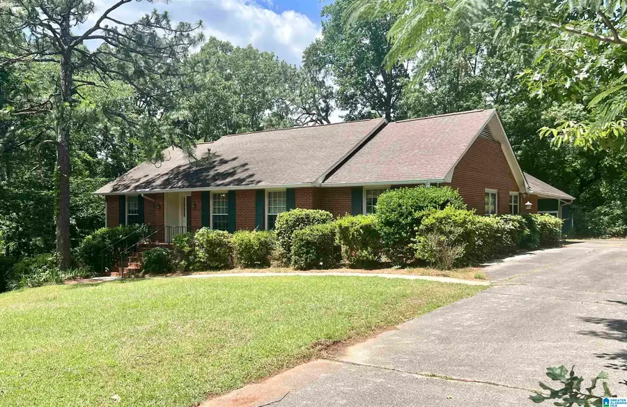 8 ROBINWOOD LANE, Anniston, AL 36207 - #2