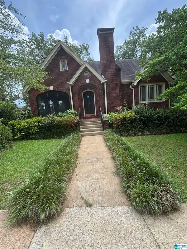 9 E WALNUT STREET, Sylacauga, AL 35150