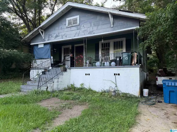 512 60TH STREET, Fairfield, AL 35064