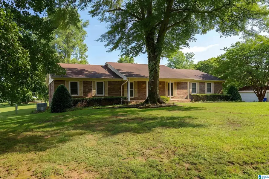 5025 EUBANKS ROAD SE, Bessemer, AL 35022 - #2