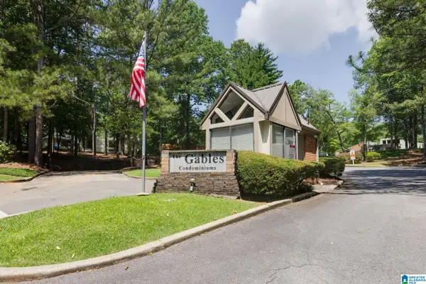 301 GABLES DRIVE, Hoover, AL 35244
