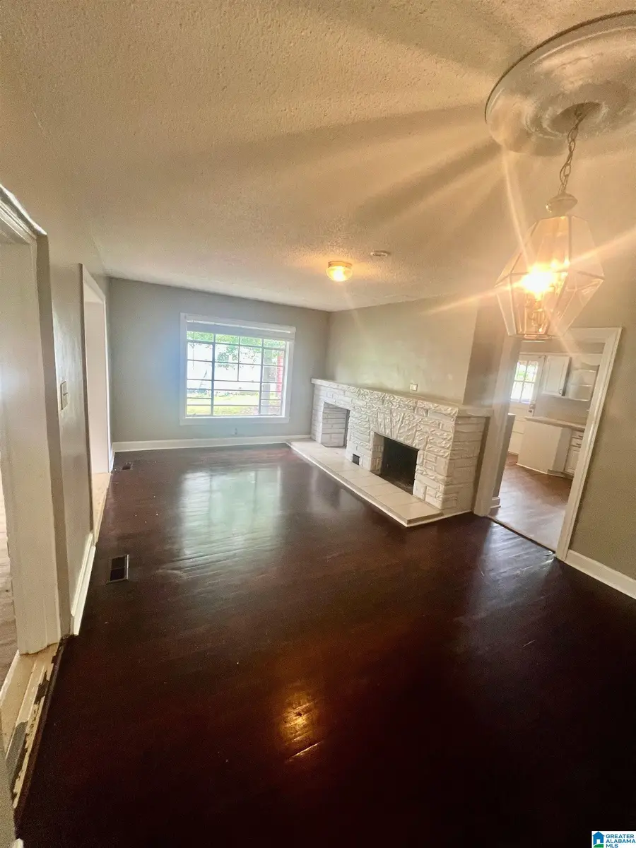 106 AVENUE V, Birmingham, AL 35214 - #3
