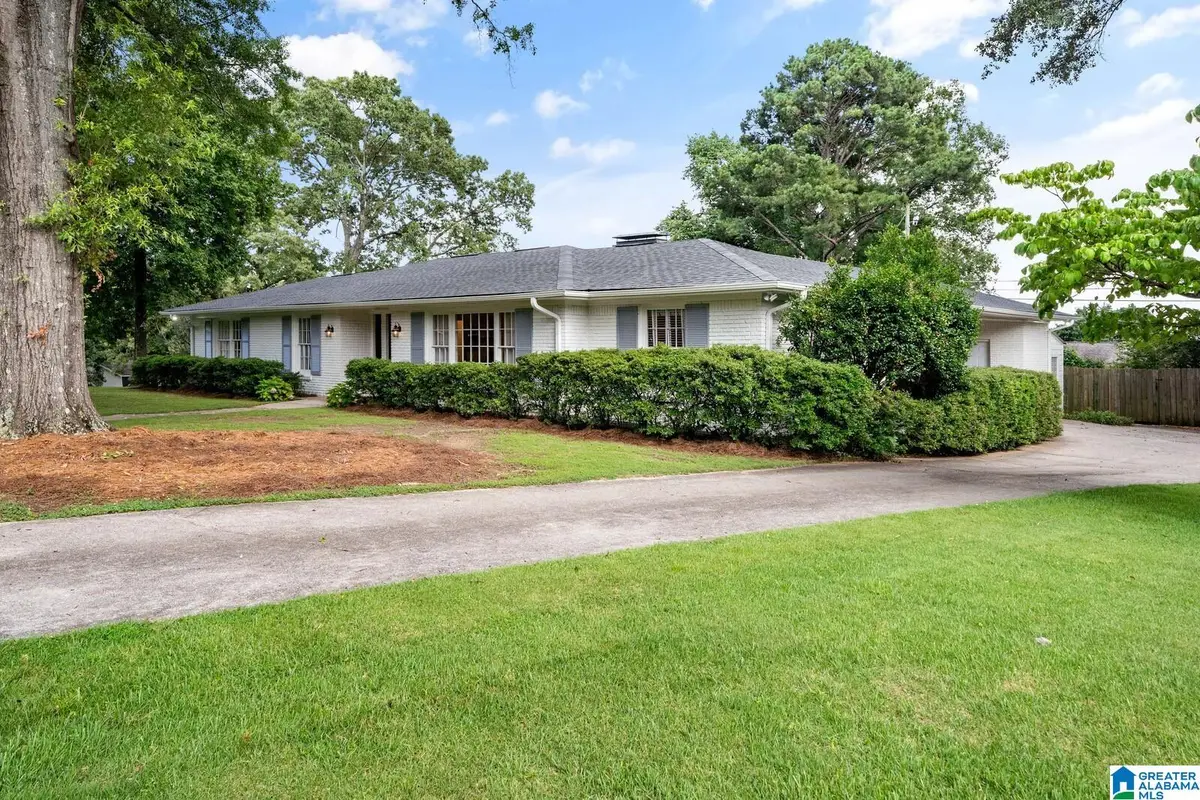 1715 CAROVEL CIRCLE, Vestavia Hills, AL 35216 - #1