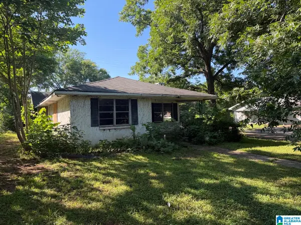 836 JACKSON BOULEVARD, Tarrant, AL 35217