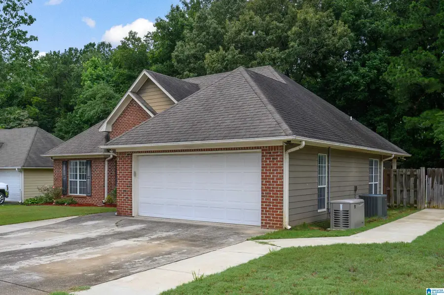 421 SUMMERCHASE DRIVE, Calera, AL 35040 - #3