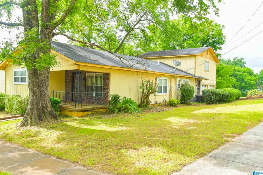 201 61ST STREET, Fairfield, AL 35064 - #2