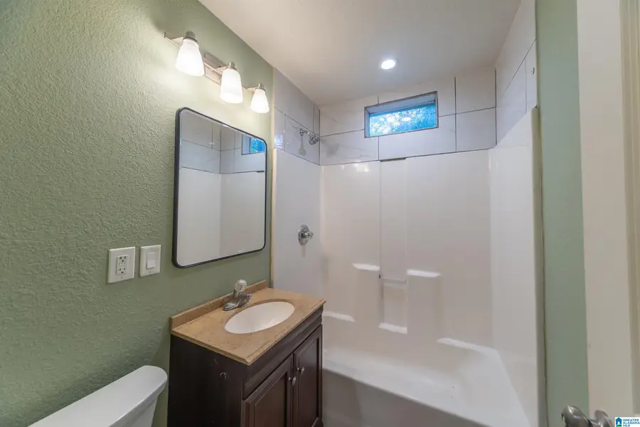 1544 26TH AVENUE N, Hueytown, AL 35023 - #3