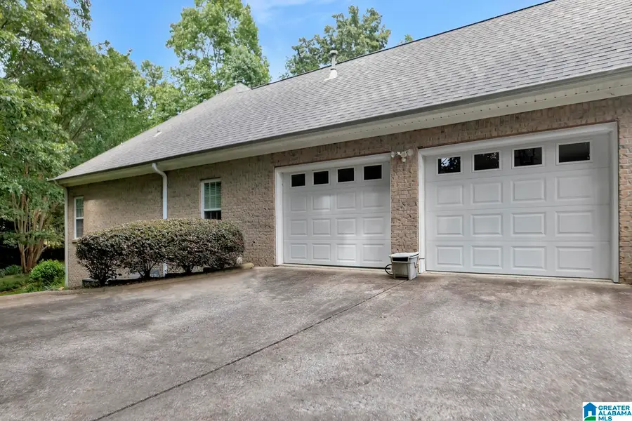 2962 LONE OAK ROAD, Hueytown, AL 35023 - #3