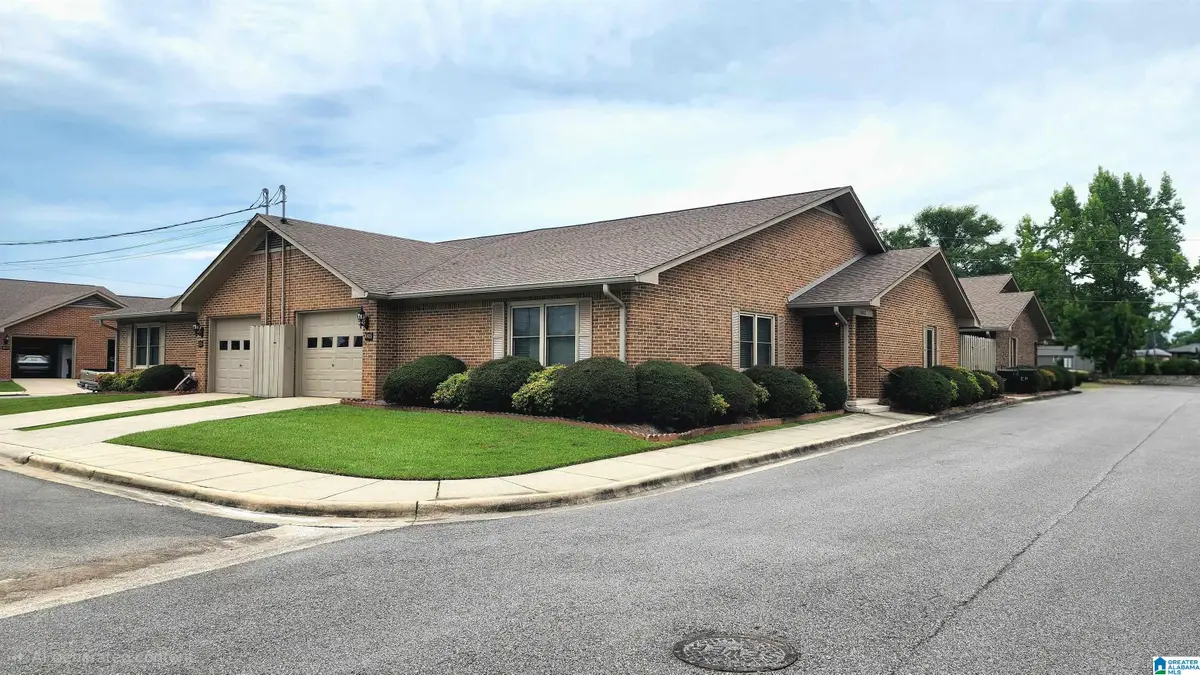 1003 EDWARDIAN WAY SW, Cullman, AL 35055 - #1