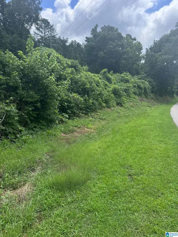777 YARBROUGH ROAD, Fultondale, AL 35217