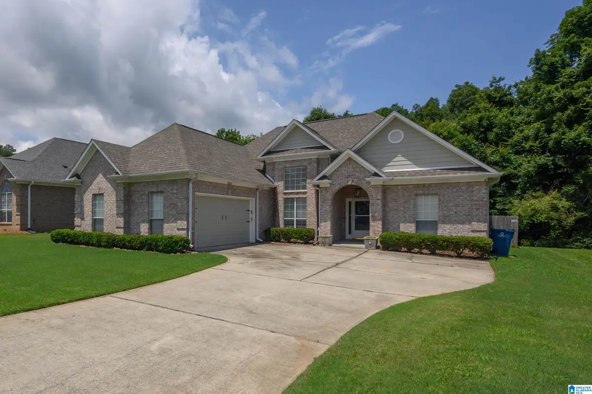 4254 HIGHCROFT DRIVE, Gardendale, AL 35071 - #1