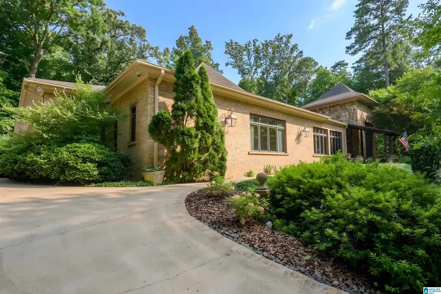 2617 CHEROKEE ROAD, Mountain Brook, AL 35216 - #3