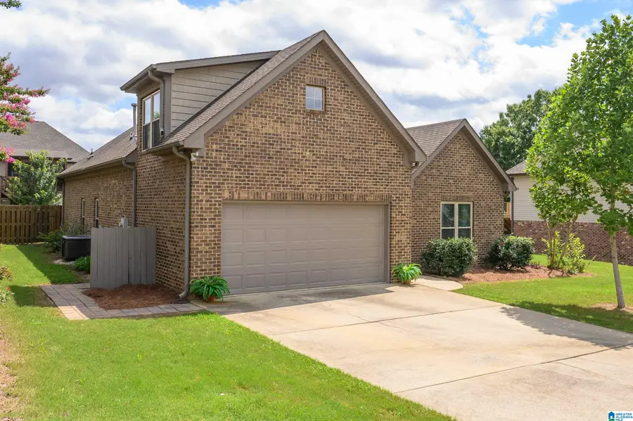 312 CROMWELL, Maylene, AL 35114 - #2