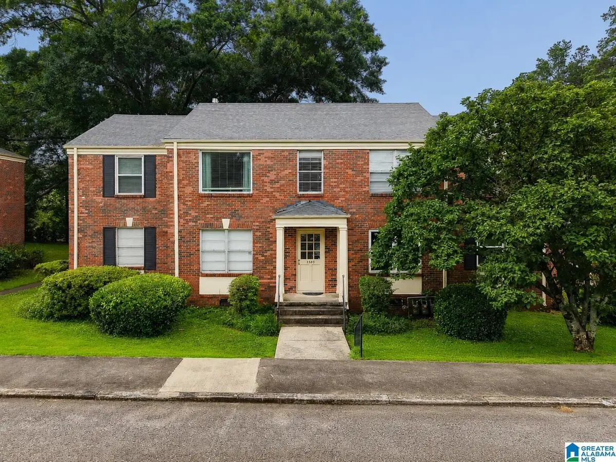 2503 MOUNTAIN BROOK CIRCLE, Mountain Brook, AL 35223 - #1
