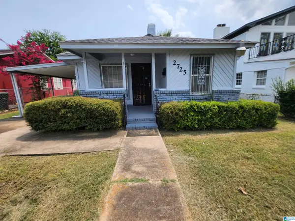 2725 PARKLAWN AVENUE SW, Birmingham, AL 35211